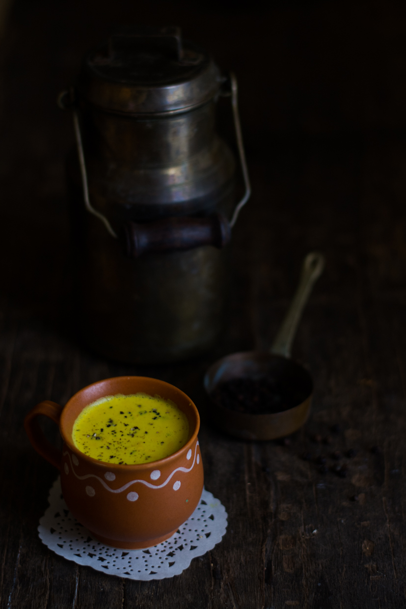 Turmeric Pepper Milk (1 of 3)