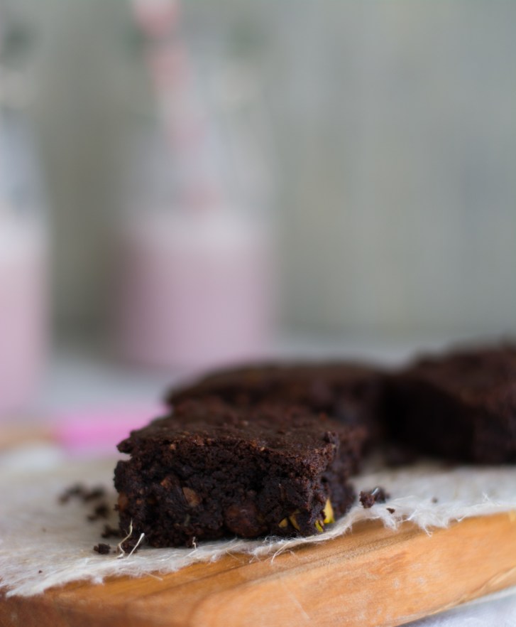 BrowniesCardamomPistachioGF (2 of 3)